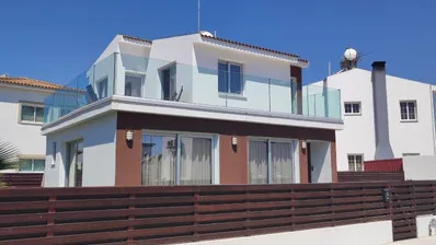 וילה עם 3 חדרי שינה למכירה, איה ת'קלה