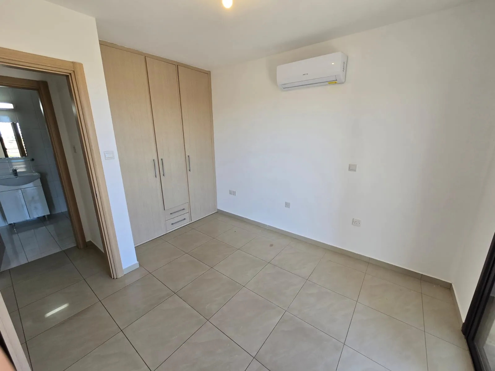 GL106 METRO SEAVIEW APT PHOTO (14)_result