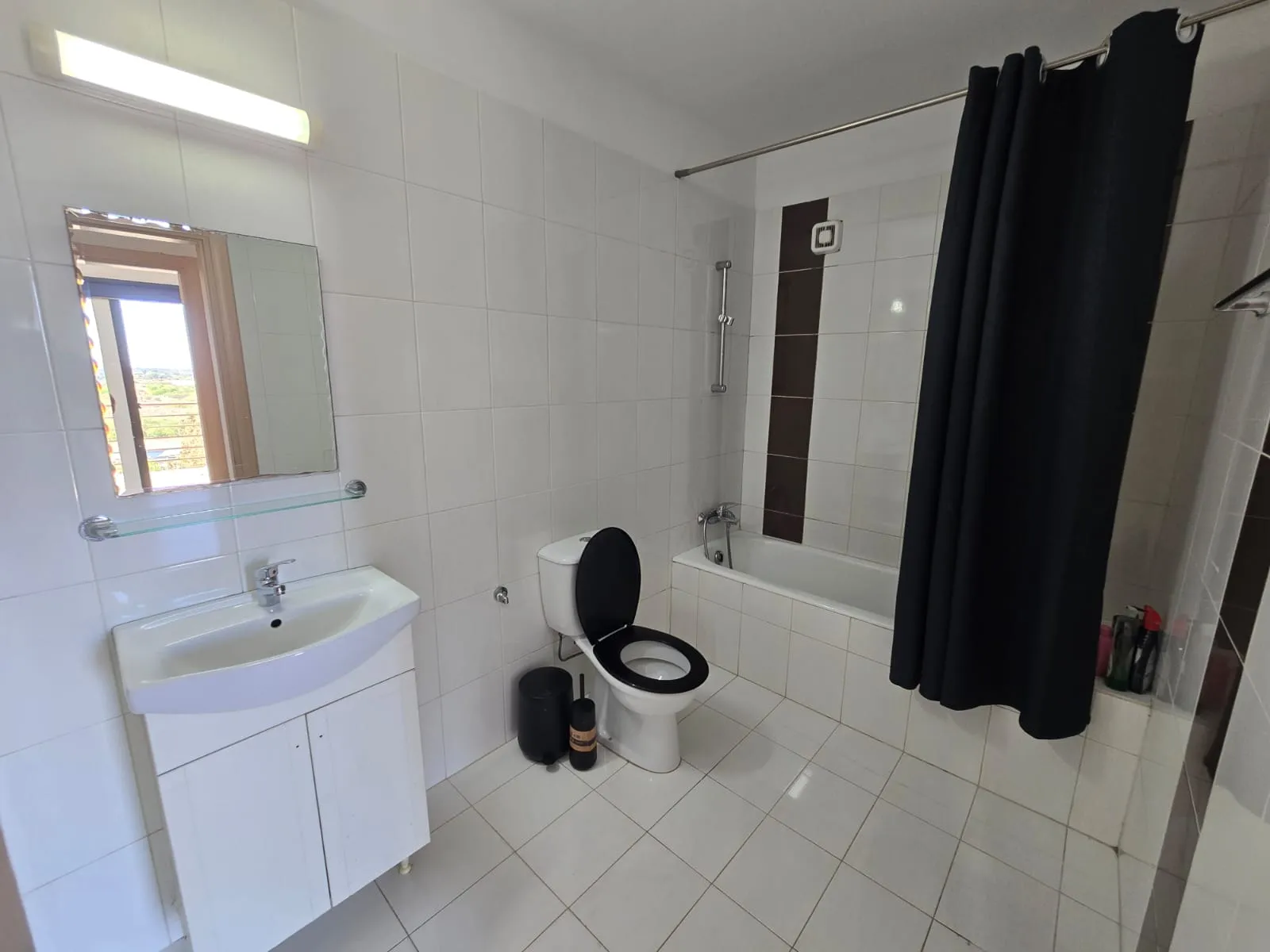 GL106 METRO SEAVIEW APT PHOTO (17)_result