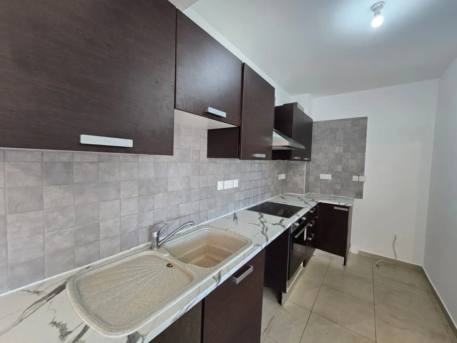 GL106 METRO SEAVIEW APT PHOTO (6)_result