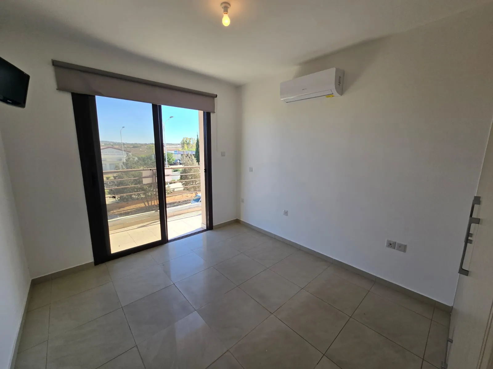 GL106 METRO SEAVIEW APT PHOTO (9)_result